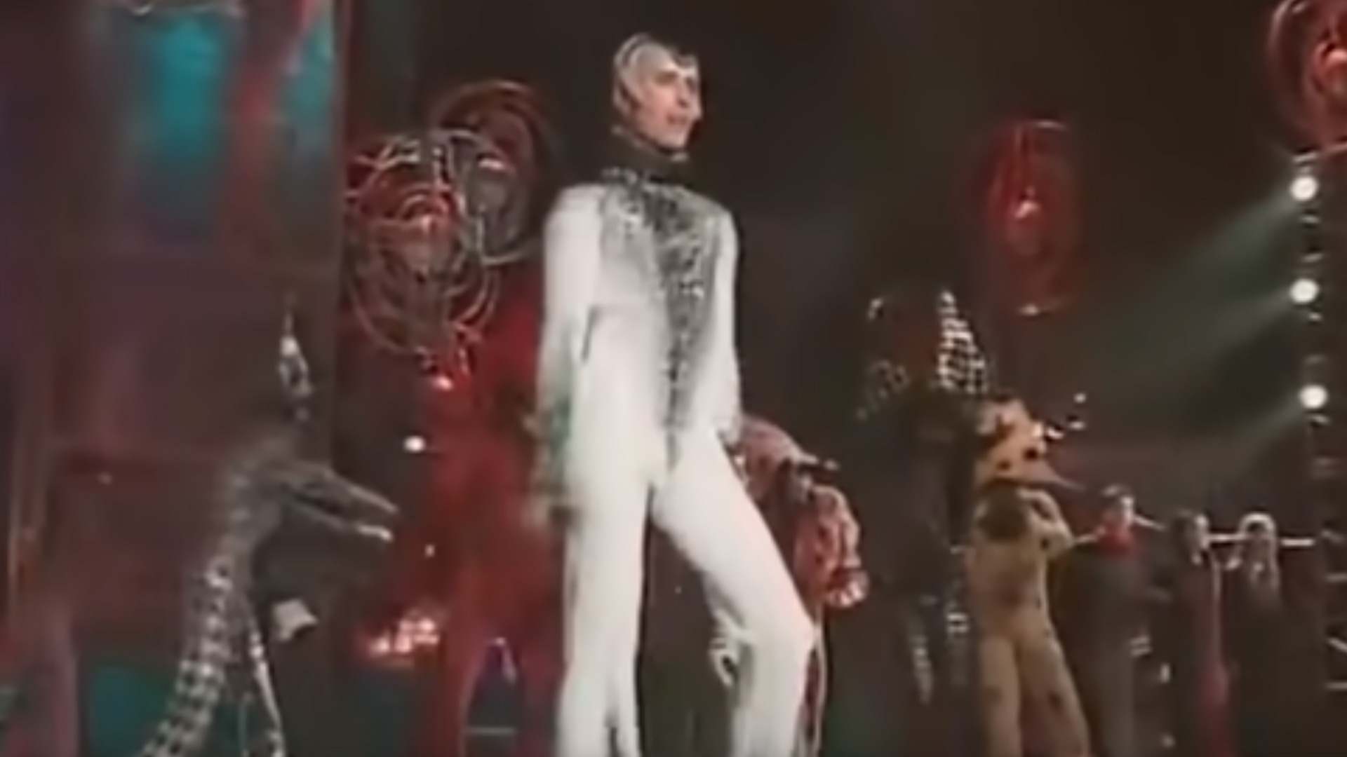 Vitas 7th Element 2002 – Der seltsame Ohrwurm aus Russland! | rushBfast ...